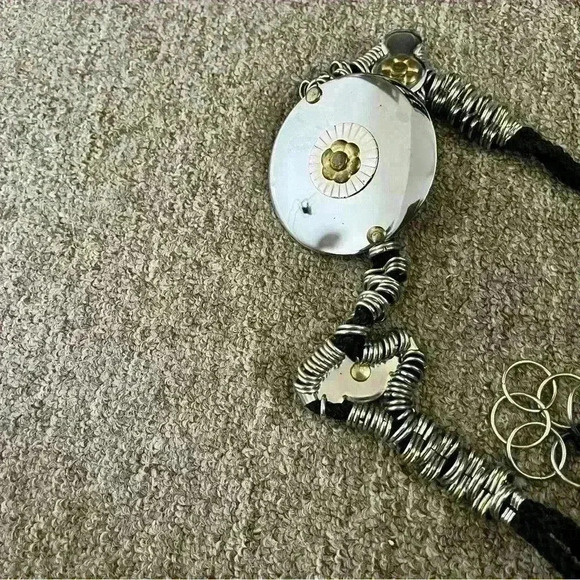 Vintage 1980s Brutalist Chain Mail
Rope & Metal Waist Cinch Belt - Picture 3 of 3